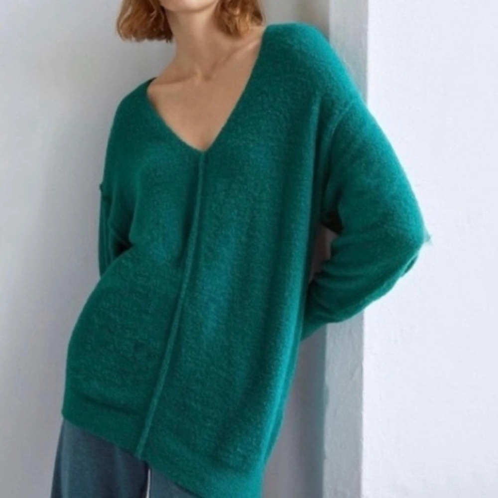 Aritzia Wilfred Free Hush Knit V-Neck Sweater Teal Size Small